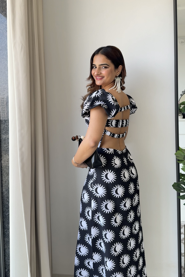 Printed Backless Maxi Dress