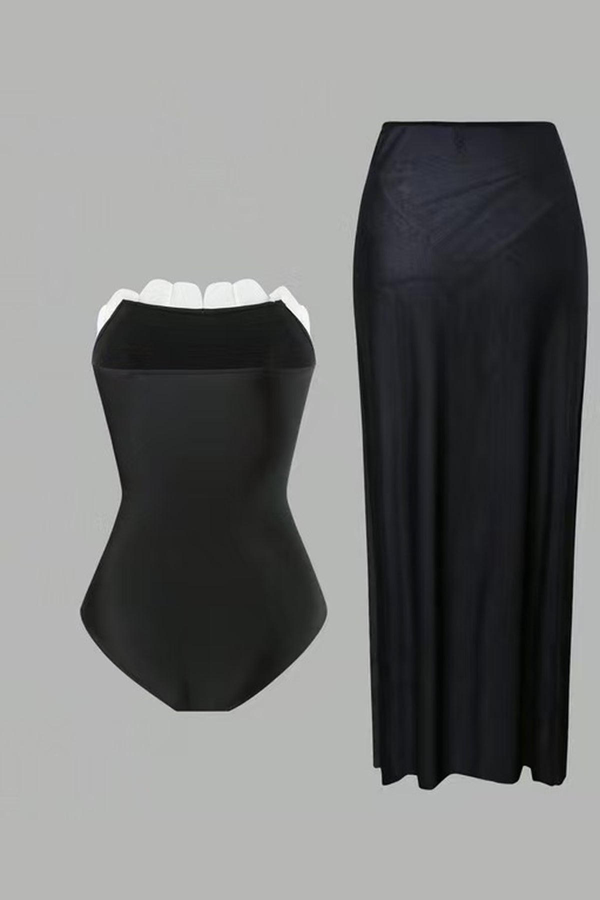 Noir Petal | Black & Ivory