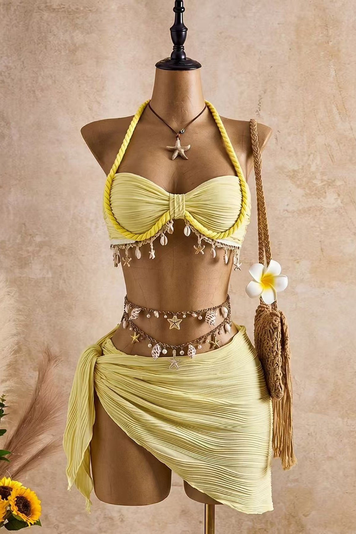 Limoncello Coast | Butter Yellow